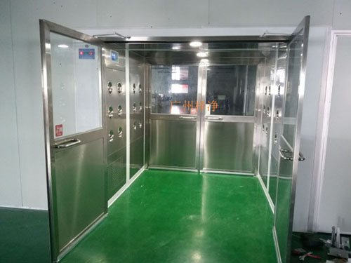 货淋室是货物进入洁净室所必需的通道 货淋室是货物进入洁净室所必需的通道