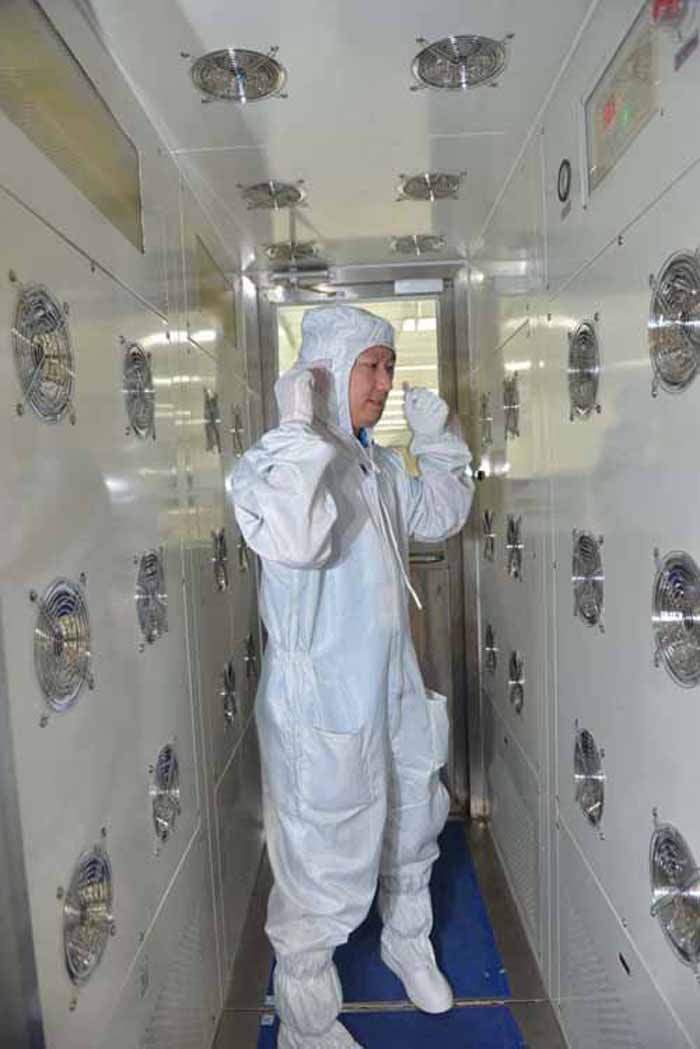 人脸识别风淋室是人员进入洁净室所必需的通道 人脸识别风淋室是人员进入洁净室所必需的通道