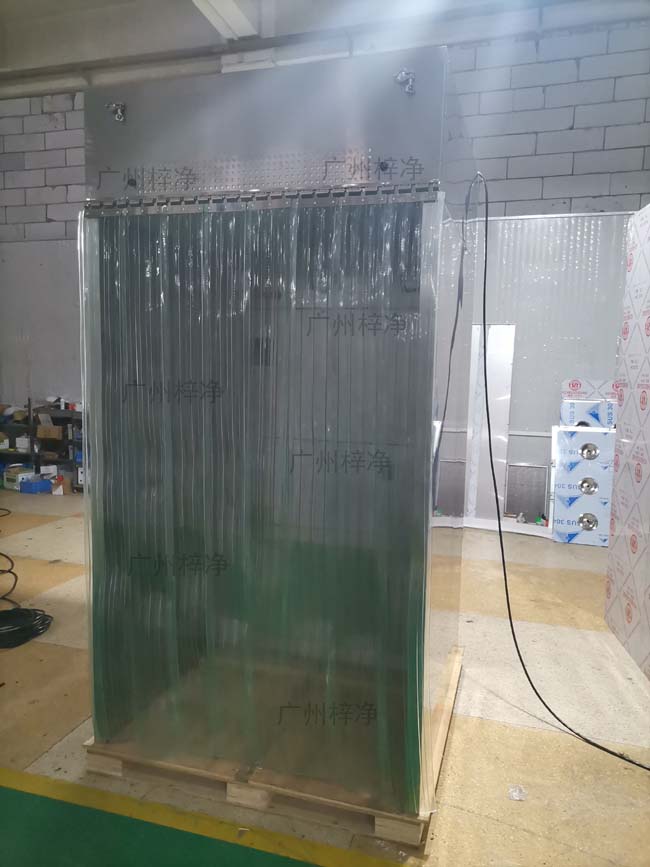 负压称量罩也叫负压称量室,是一种专门用于药厂称量原辅料的局部空气净化设备。 负压称量罩也叫负压称量室,是一种专门用于药厂称量原辅料的局部空气净化设备。