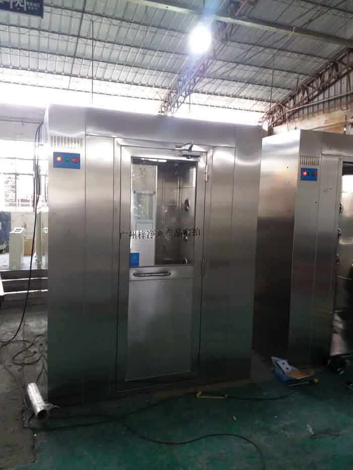 风淋室作为洁净室的重要组成部分 风淋室作为洁净室的重要组成部分